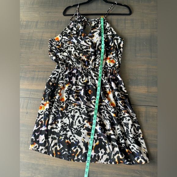 Dex Printed Dress - Picture 7 of 9